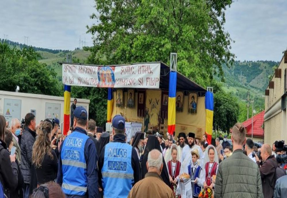 Jandarmii, prezenți la manifestările religioase și sportive 