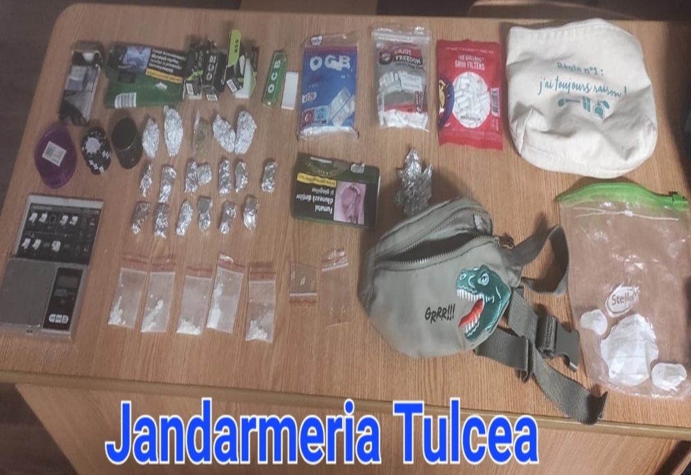 Tineri depistați cu produse susceptibile de a avea efecte psihoactive