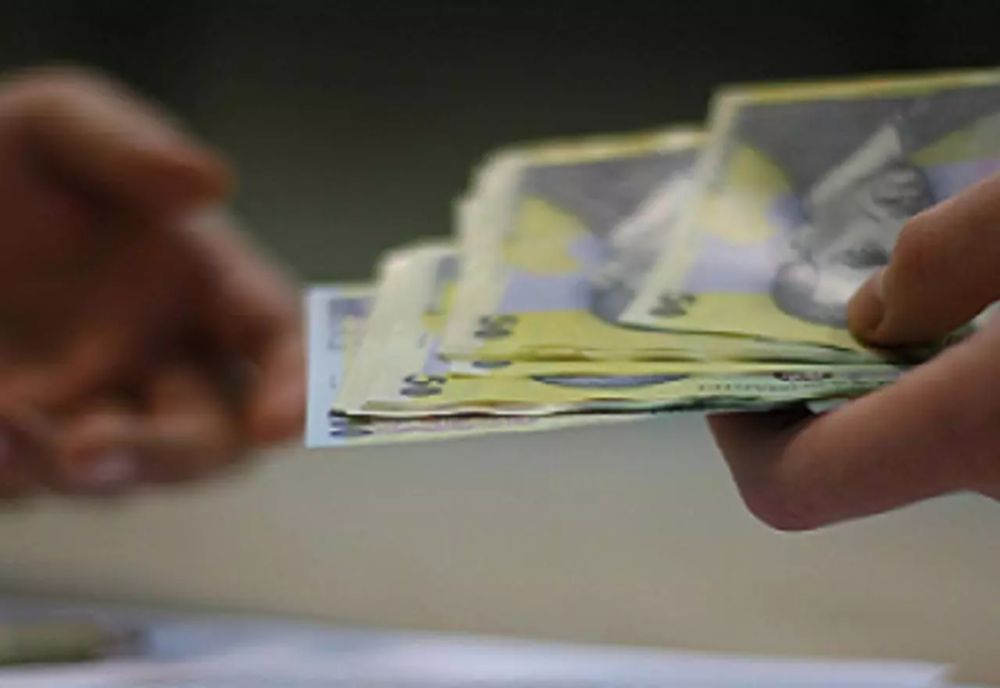 Majorarea salariilor la stat, amânată - ordonanța a fost retrasă. „Este clar că situația bugetară este precară”