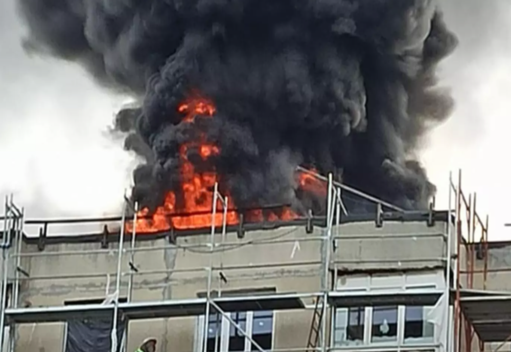 Incendiu violent în cartierul Rahova