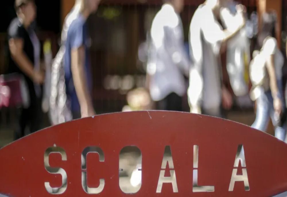 Structura anului școlar 2023-2024 - În ce dată încep elevii școala, în toamnă