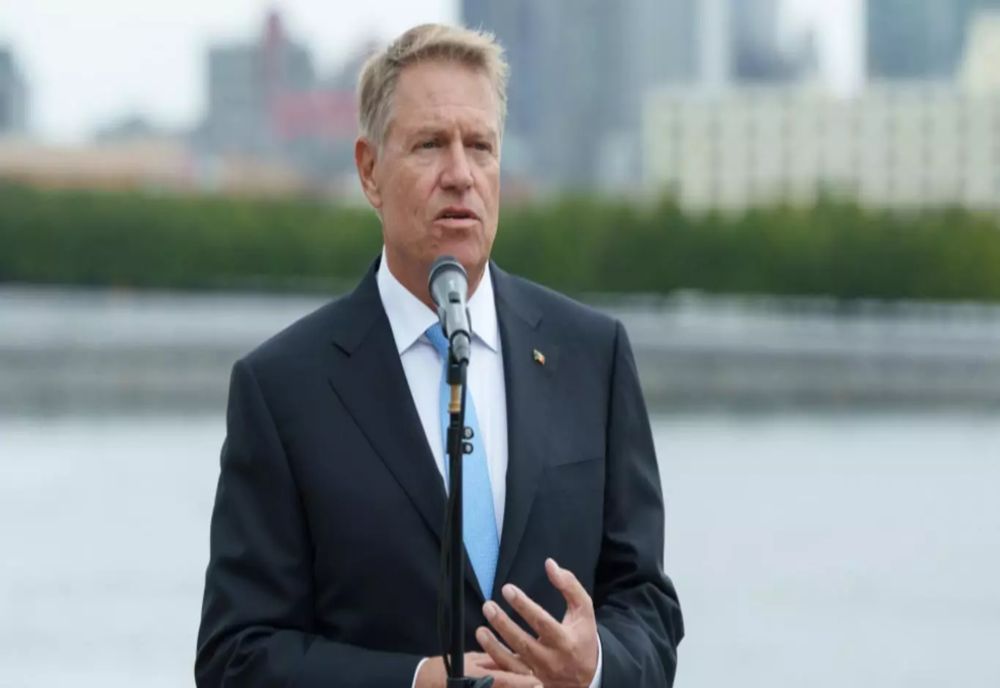 NOI DEZVĂLUIRI DESPRE CUM PETRECE KLAUS IOHANNIS LA NEPTUN