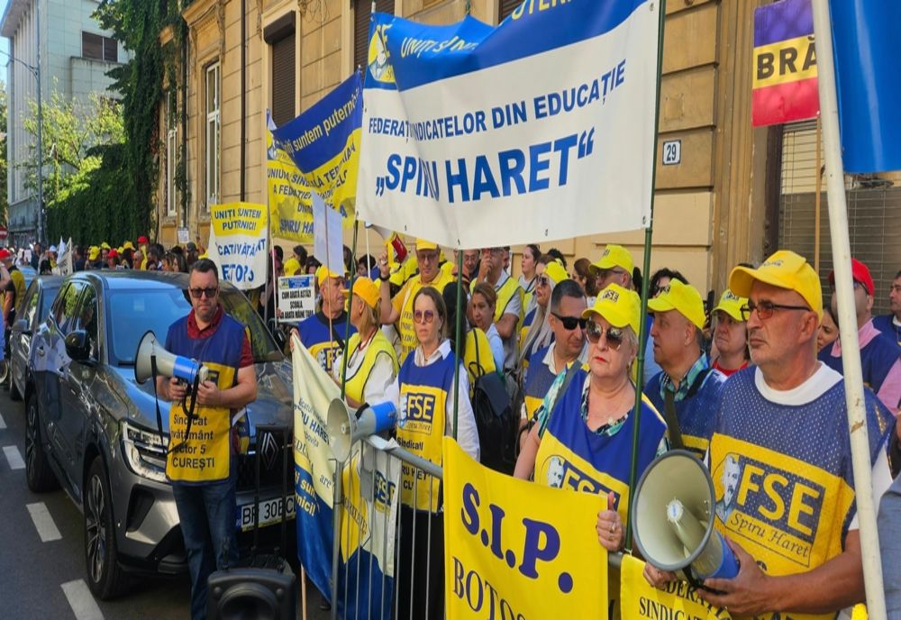 PROTEST PENTRU APĂRAREA LOCURILOR DE MUNCĂ ÎN ADMINISTRAŢIA PUBLICĂ, SĂNĂTATE ŞI ASISTENŢA SOCIALĂ