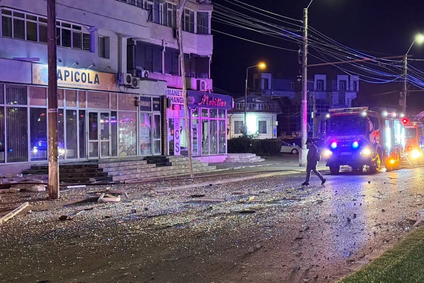 Traiectorie modificată în aer! Nicuşor Dan explică incidentul care a zguduit Galaţiul