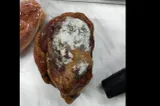 Amenzi uriașe ANPC: Carne mucegăită și pește alterat în magazine