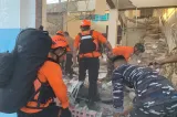 Bilanț dramatic după cutremurul din Indonezia: cel puțin 47 de morți și sute de clădiri afectate 