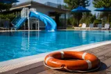 Tulcea: O fetiță de opt ani a murit într-o piscină; dosar penal pentru ucidere din culpă