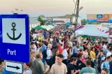 Zeci de turiști au ajuns la Jurilovca pentru un festival care nu s-a organizat