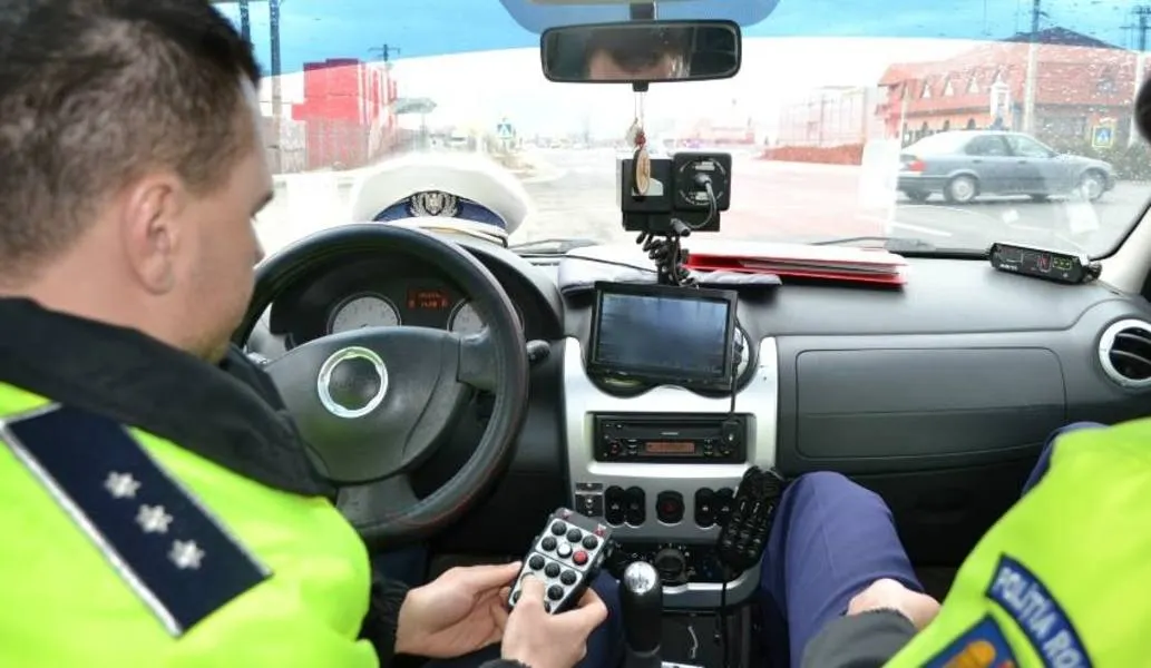 image-2017-10-14-22053934-70-politisti-rutieri-radar