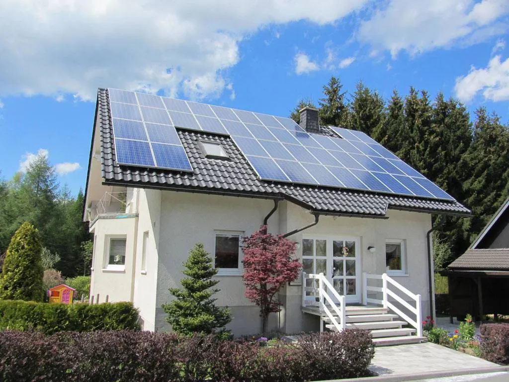 panouri-solare-1