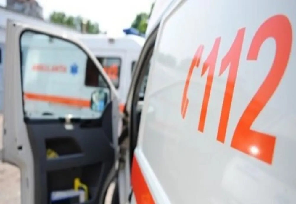 Atenție la neatenție. Accident cu două victime în Tulcea
