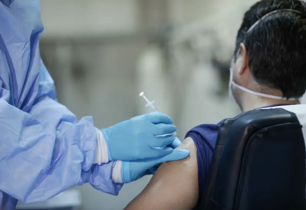 Corturi de testare și vaccinare anti COVID- 19 la RowmaniaFEST-10