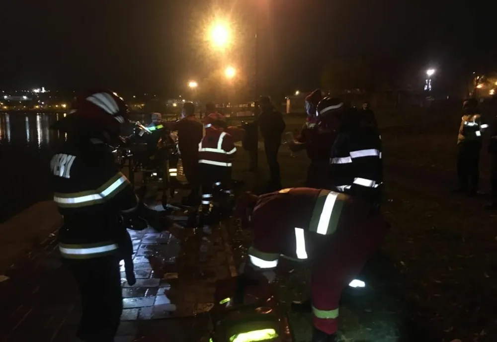 Tragedie în Tulcea. Un bărbat a murit înecat în lacul Ciuperca