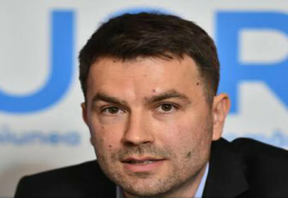 Cătălin Drulă către liderul PSD: „Marcele, îl dai afară pe baronul Şoseţică sau aştepţi să-l ia cu duba ca pe Dragnea?”