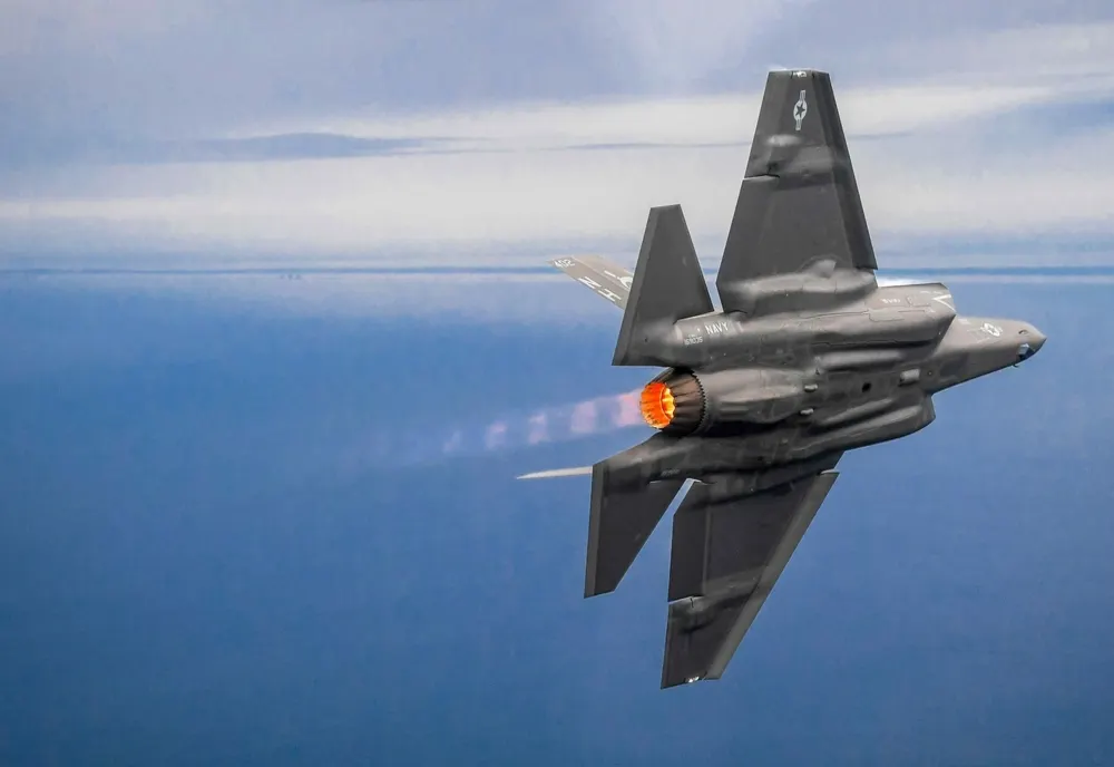 Ucraina a primit avioane de luptă - Anunțul făcut chiar de la Pentagon