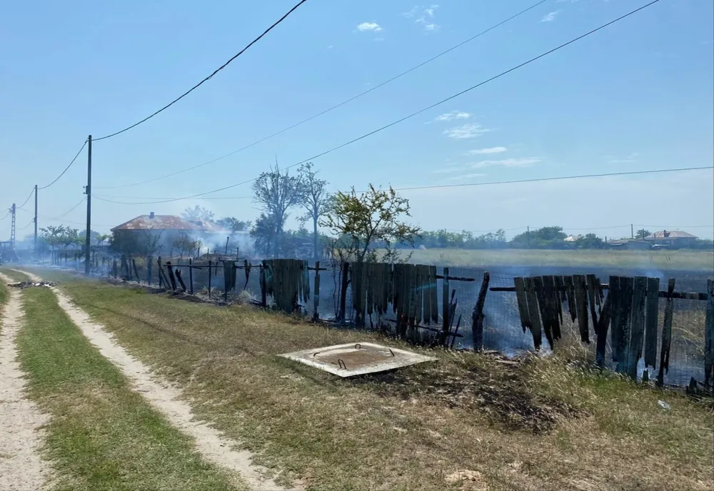 FOTO VIDEO Incendiu violent în Delta Dunării la Caraorman