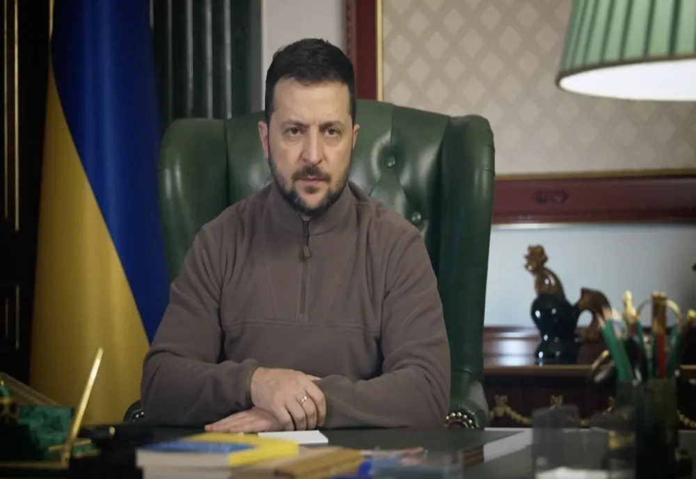 Ucrainenii au încins hora în jurul focului la Herson, pentru a serba eliberarea. Zelenski: Este „o zi istorică”