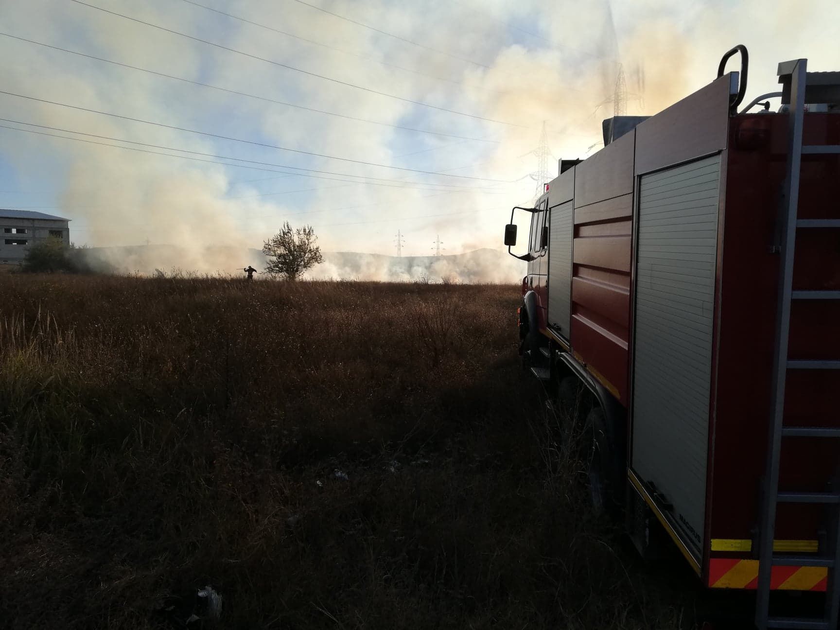 43510977_1054953331344643_735594852602871808_n