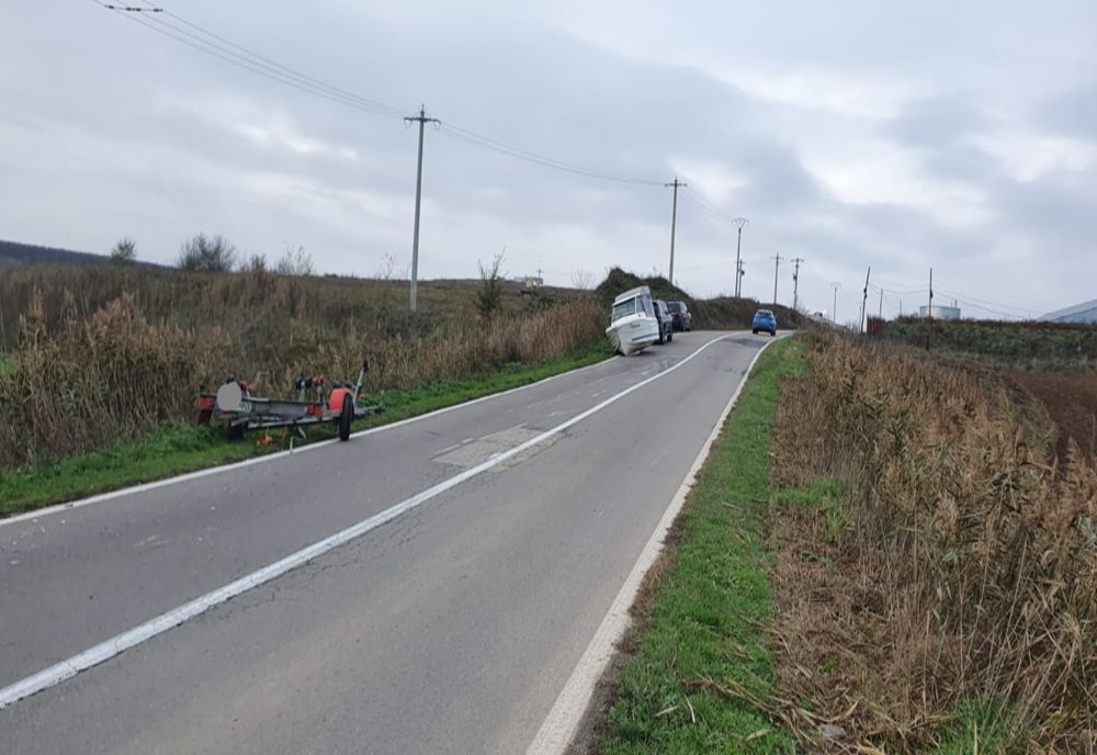 Fetiţă de opt ani rănită după un accident provocat de un ...peridoc