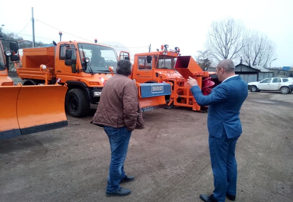 Drumurile Judeţene sunt pregătite pentru iarnă cu freze şi unimoguri noi-nouţe!