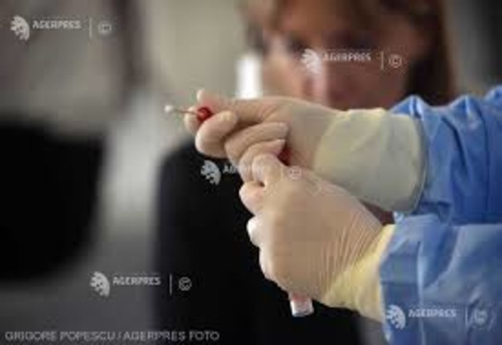 Program de testare Covid-19 pentru angajaţii din centrele de bătrâni!
