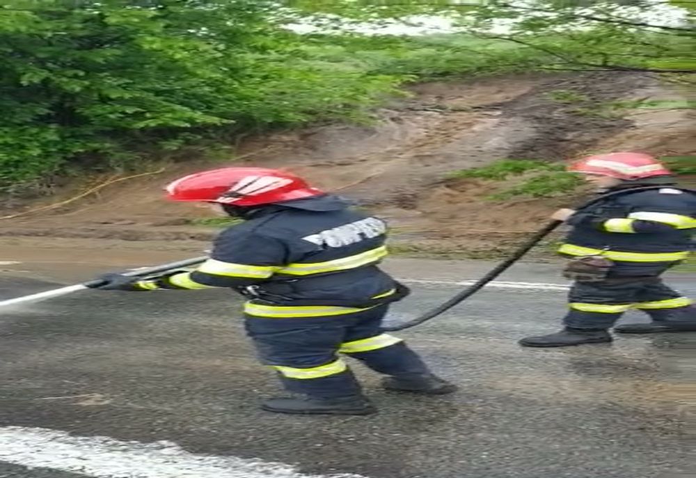 VIDEO Traficul a fost reluat pe DN22. Grupă Operativă constituită la nivelul județului Tulcea