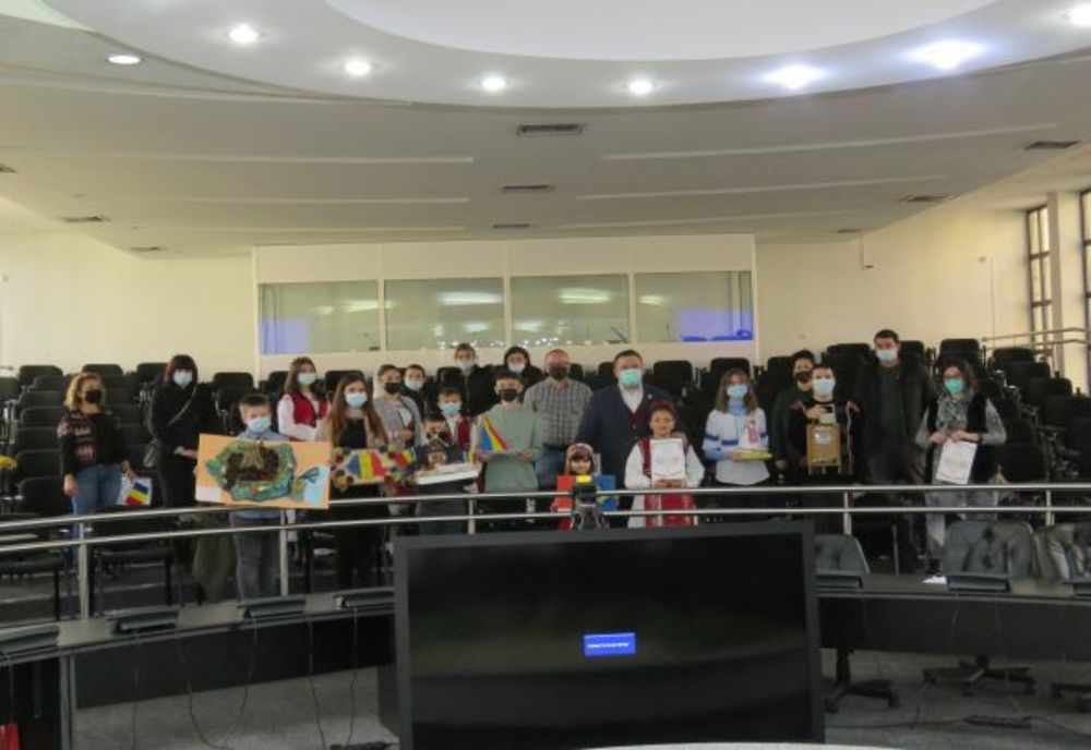 Câștigătorii Concursului „România mare în strai de sărbătoare“