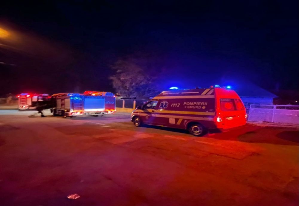 O casă a luat foc din cauza unui scurtcircuit electric