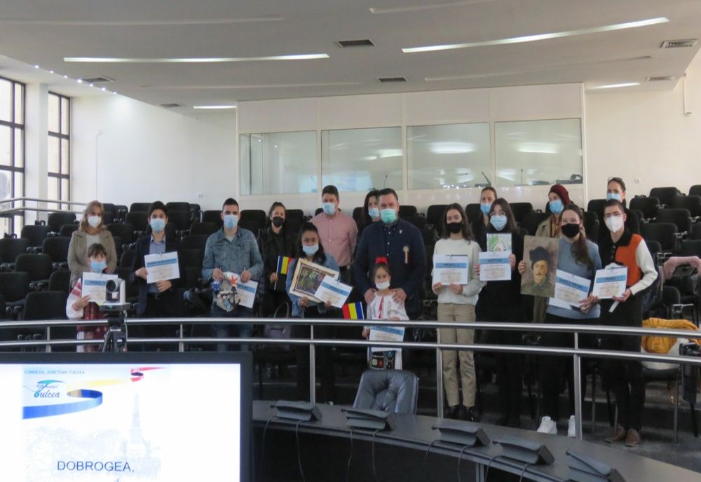 Cine sunt câștigătorii concursului „Dobrogea, pământ românesc“ 