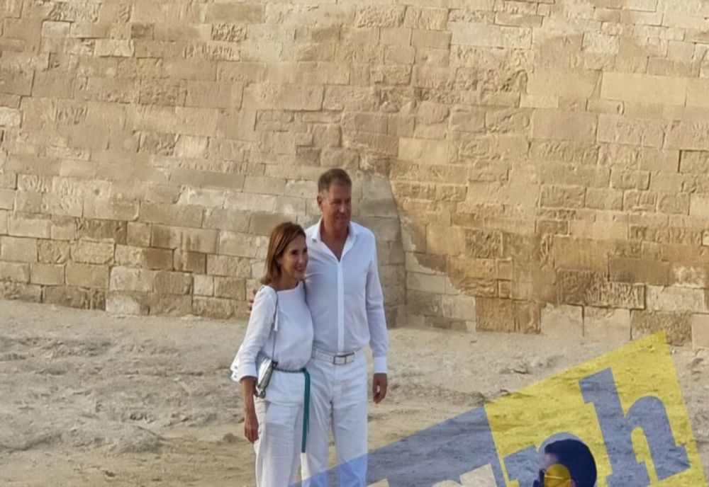 Orban, despre vizita cuplului prezidențial la piramide: De noaptea minţii! Arată o lipsă totală de empatie