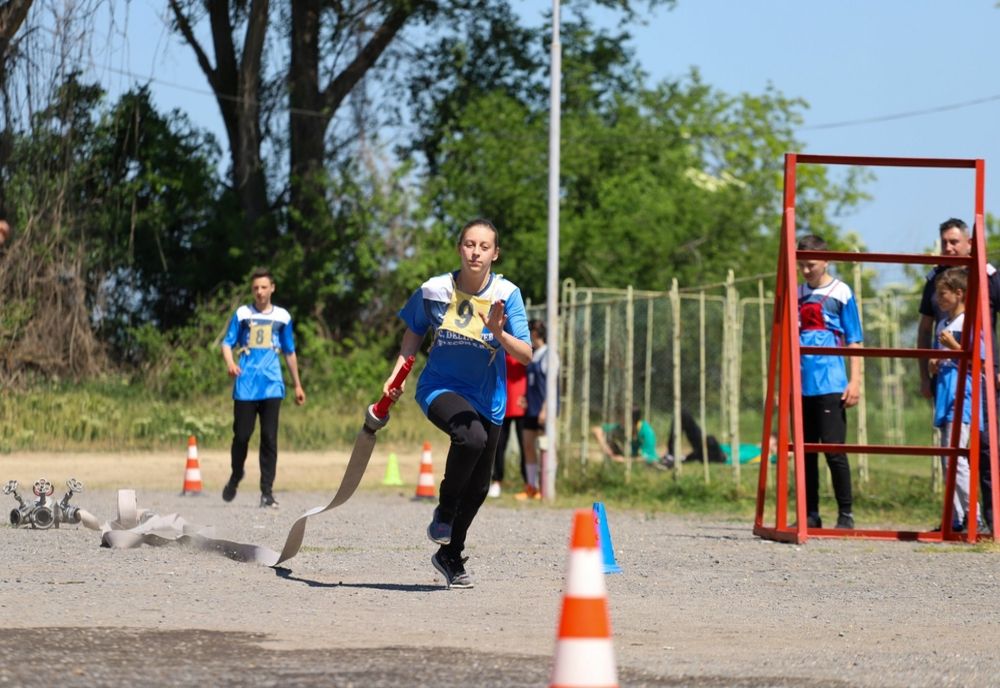 FOTO Elevii tulceni, “Prietenii Pompierilor”