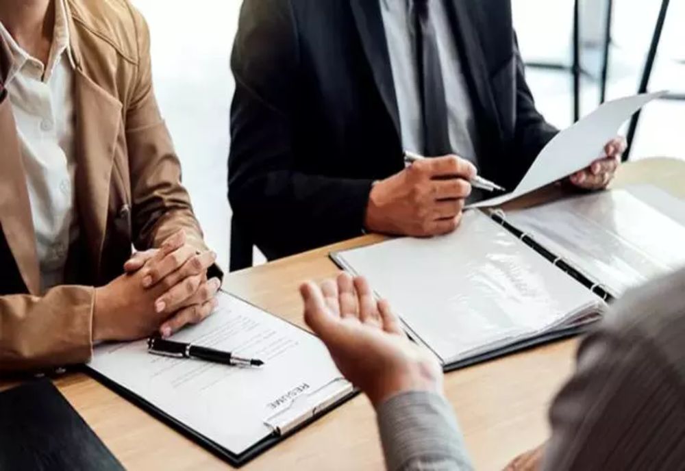 SCANDAL uriaș: noi angajări în plină criză - Parlamentarii votează crearea a 200 de noi posturi la ANPC