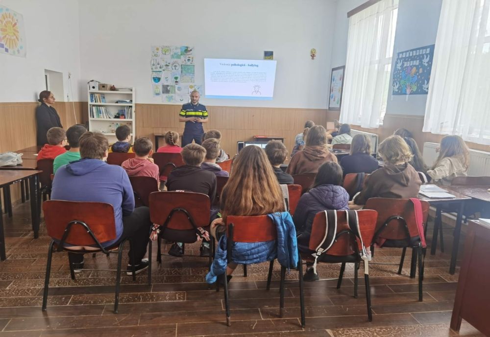 Polițiștii tulceni în școlile din Slava Rusă și Slava Cercheză