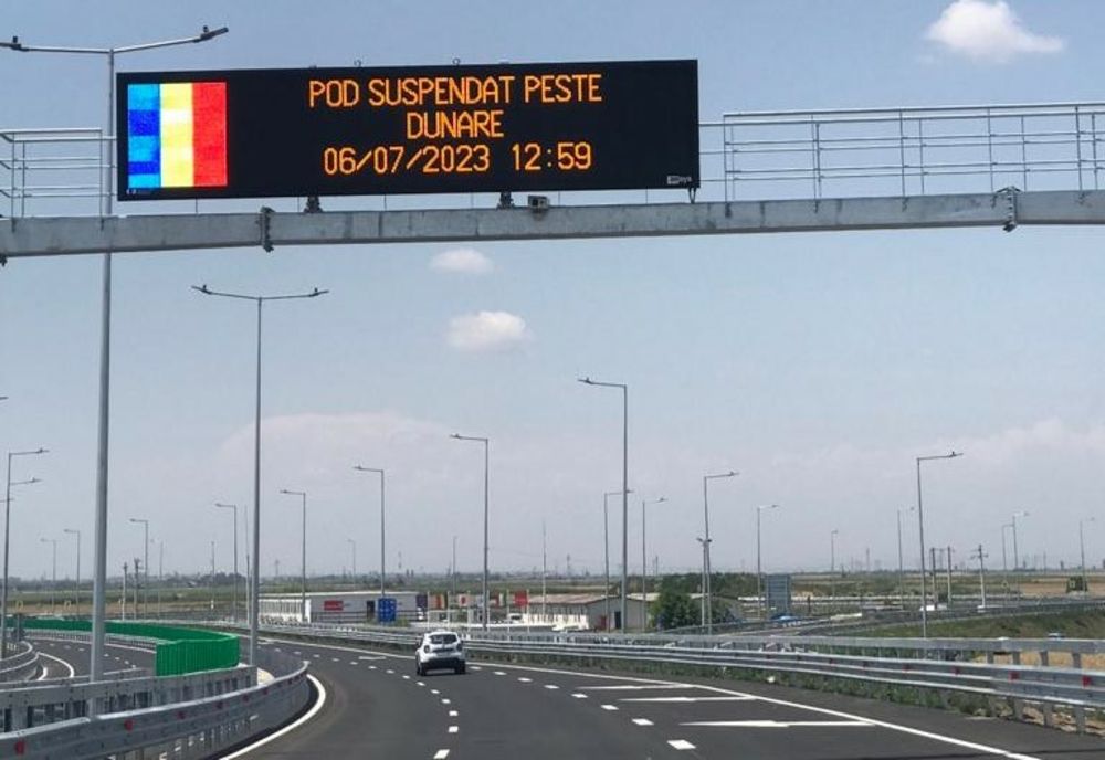 Aproape 36000 de vehicule au tranzitat Podul suspendat peste Dunăre în prima săptămână de la inaugurare