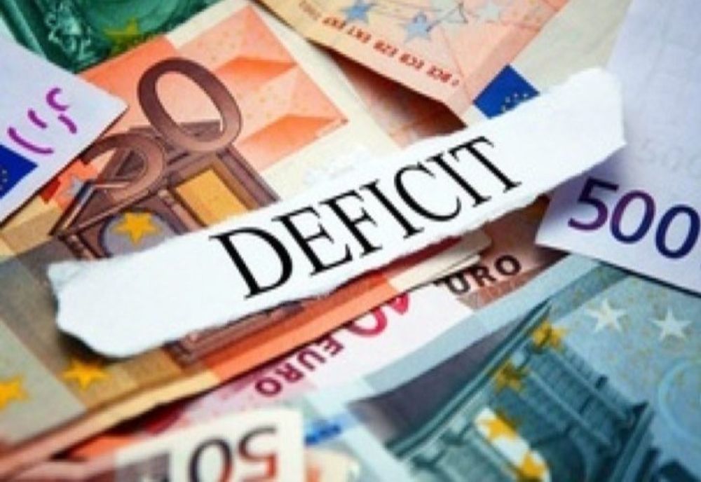 Deficitul comercial a crescut cu un miliard de euro în primele nouă luni,