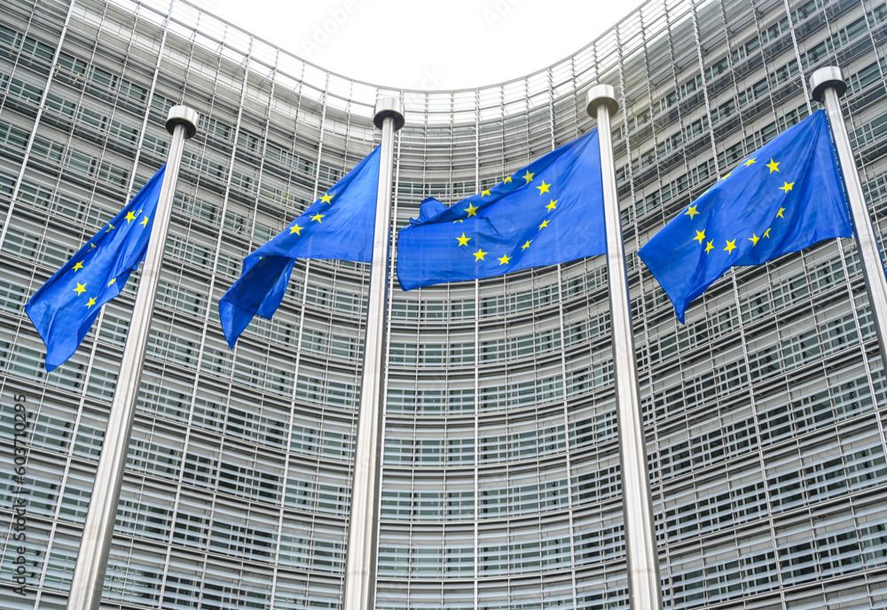 EUROSTAT: UE A ÎNREGISTRAT ÎN IULIE UN EXCEDENT AL BALANŢEI COMERCIALE DE 19,1 MILIARDE DE EURO