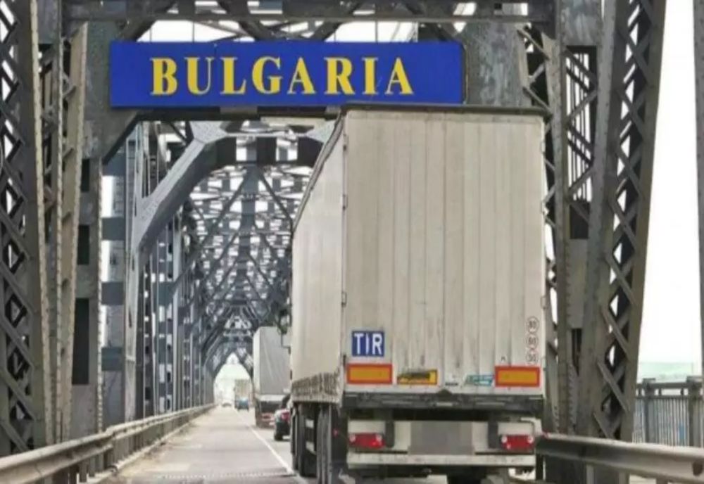 ÎNCHIDEREA PODULUI GIURGIU - RUSE, AMÂNATĂ DE AUTORITĂȚILE BULGARE