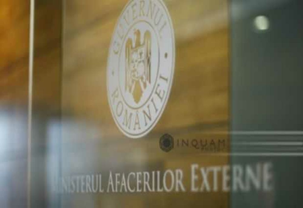 MAE: O NOUĂ ERUPȚIE VULCANICĂ AFECTEAZĂ INSULELE INDONEZIENE FLORES ȘI BALI