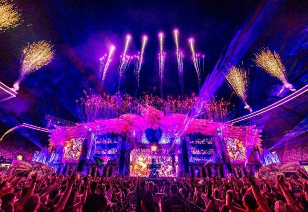 ABONAMENTELE PENTRU UNTOLD AU FOST PUSE ÎN VÂNZARE