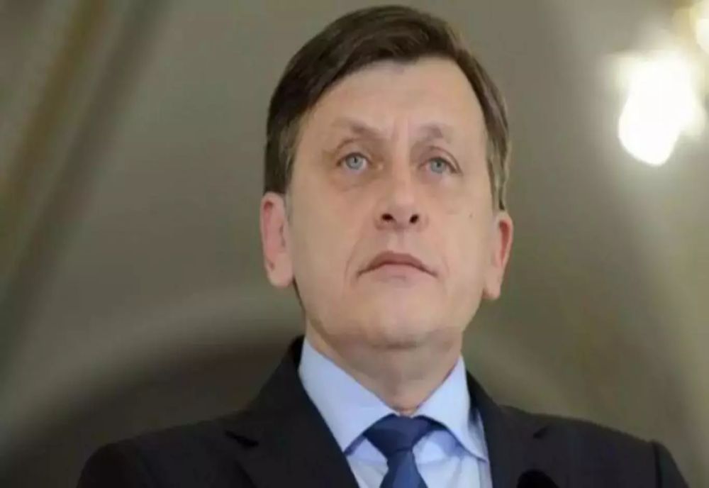 CRIN ANTONESCU EXPLICĂ DE CE S-A RETRAS DIN POLITICĂ: „AVEAM LUCRURI MAI IMPORTANTE DE FĂCUT”