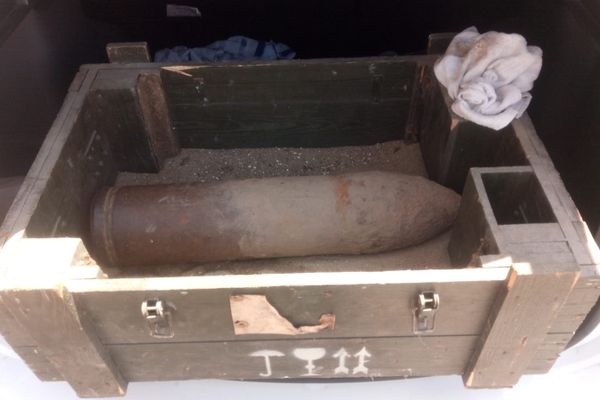 Bombă de 150 de mm, descoperită la Luncavița