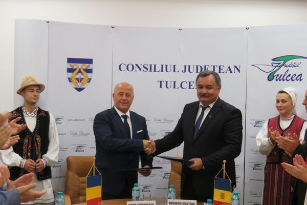 Județul Tulcea s-a înfrățit cu Raionul Soroca din Republica Moldova