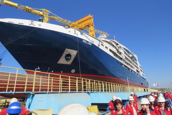 VARD a lansat o navă de croazieră mai mare decât un teren de fotbal (galerie foto)