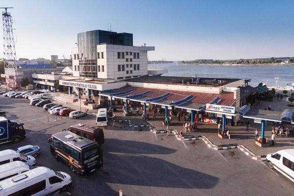 Din autogară, doar cursele spre Constanţa au fost anulate. Toate celelalte se efectuează conform programului obişnuit