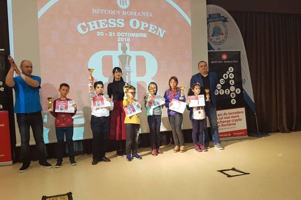Zece medalii pentru şahiştii tulceni la Constanţa şi Bucureşti!