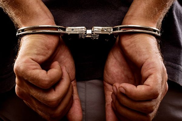 Bolnavul psihic care și-a omorât mama cu toporul la Sarichioi, a fost prins în Tulcea