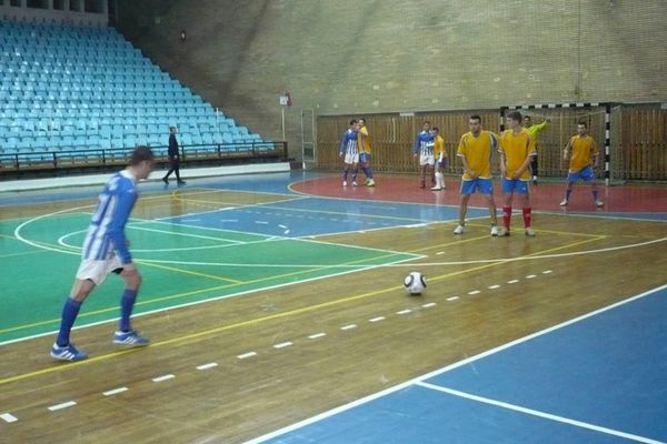 A început Cupa Municipiului la fotbal în sală cu o mare surpriză!