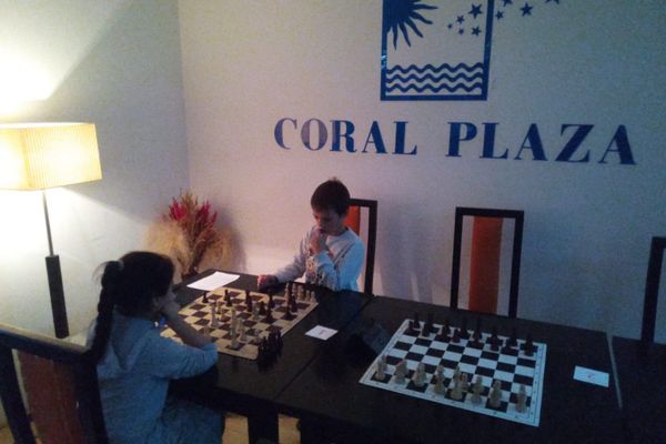 Sahişti din trei judeţe la Cupa sărbătorilor de iarnă Coral!