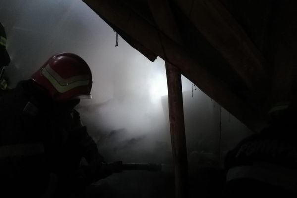 Incendiu la Slava Cercheză din cauza unui coș de fum