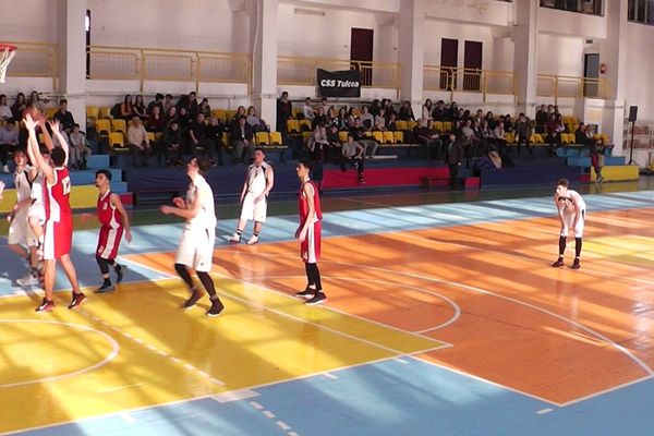 Liceul Teoretic Grigore Moisil a câştigat Olimpiada Naţională a Sportului Şcolar la baschet masculin, faza judeţeană